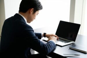 メインキーワード：applewatchチタンバンドおすすめ見出し用キーワードリスト: 純正 7 アップルウォッチ8 おすすめバンド 8 メンズ レディース applewatch8の挿絵1